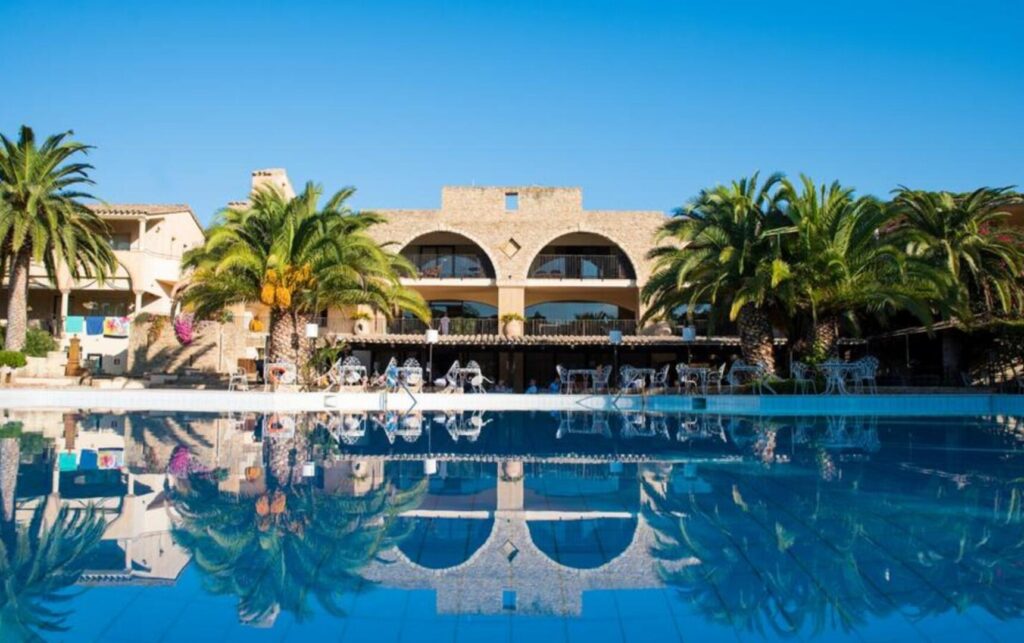Sardinia Hotels 46 Hotel Costa Dei Fiori