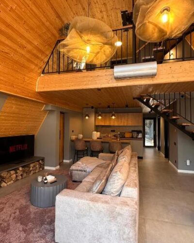 Top Villas in Romania: Chalet stays in Nature 87 680744547
