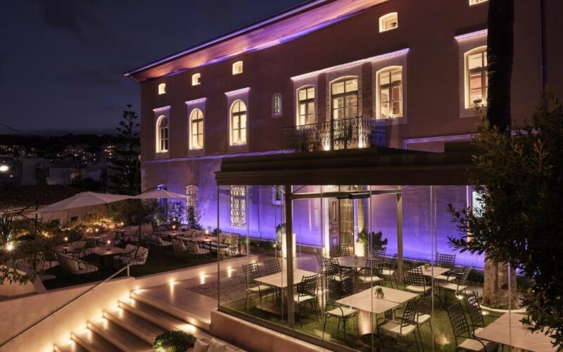 DOMUS BLANC BOUTIQUE HOTEL (1)