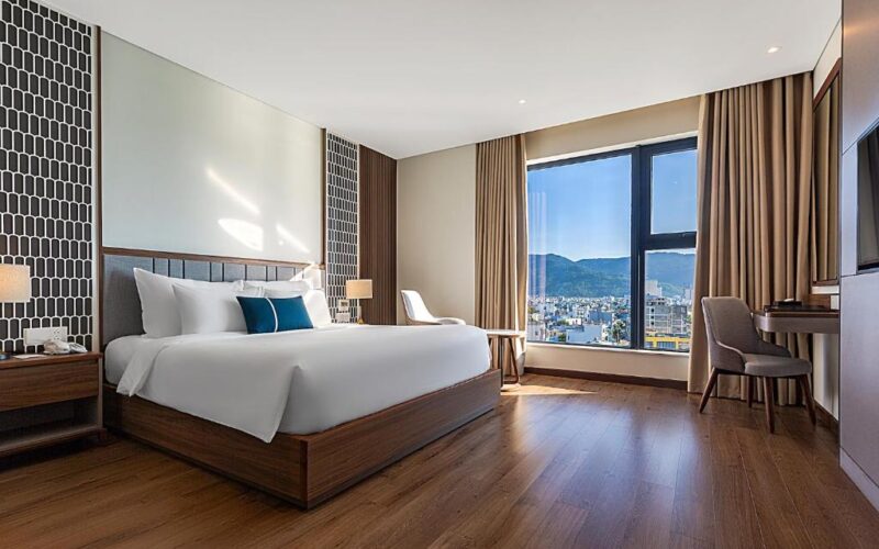 Peninsula Hotel Danang (2)