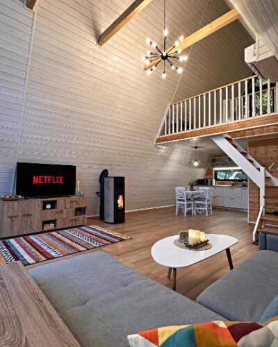 Top Villas in Romania: Chalet stays in Nature 78 aret (7)