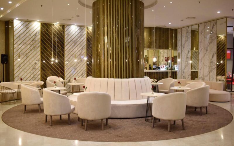 grand (3)