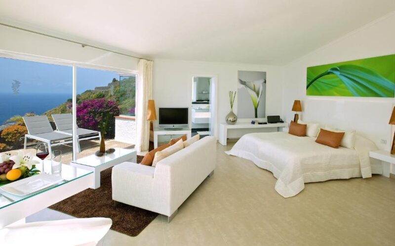 room relation in a luxury tenerife hotel