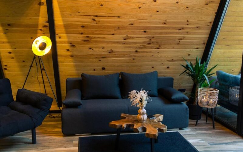 Top Villas in Romania: Chalet stays in Nature 28 palo (4)